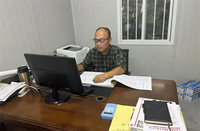 �����������ͷ��ɵ��ܹ�һ��ˮ��